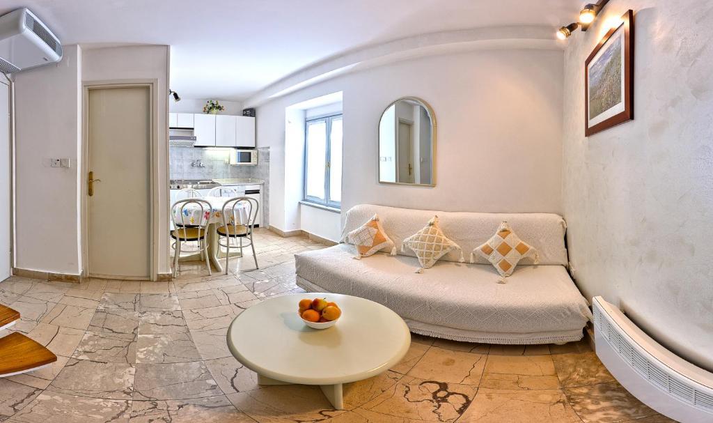 Villa Soulavy Kaštela Zimmer foto