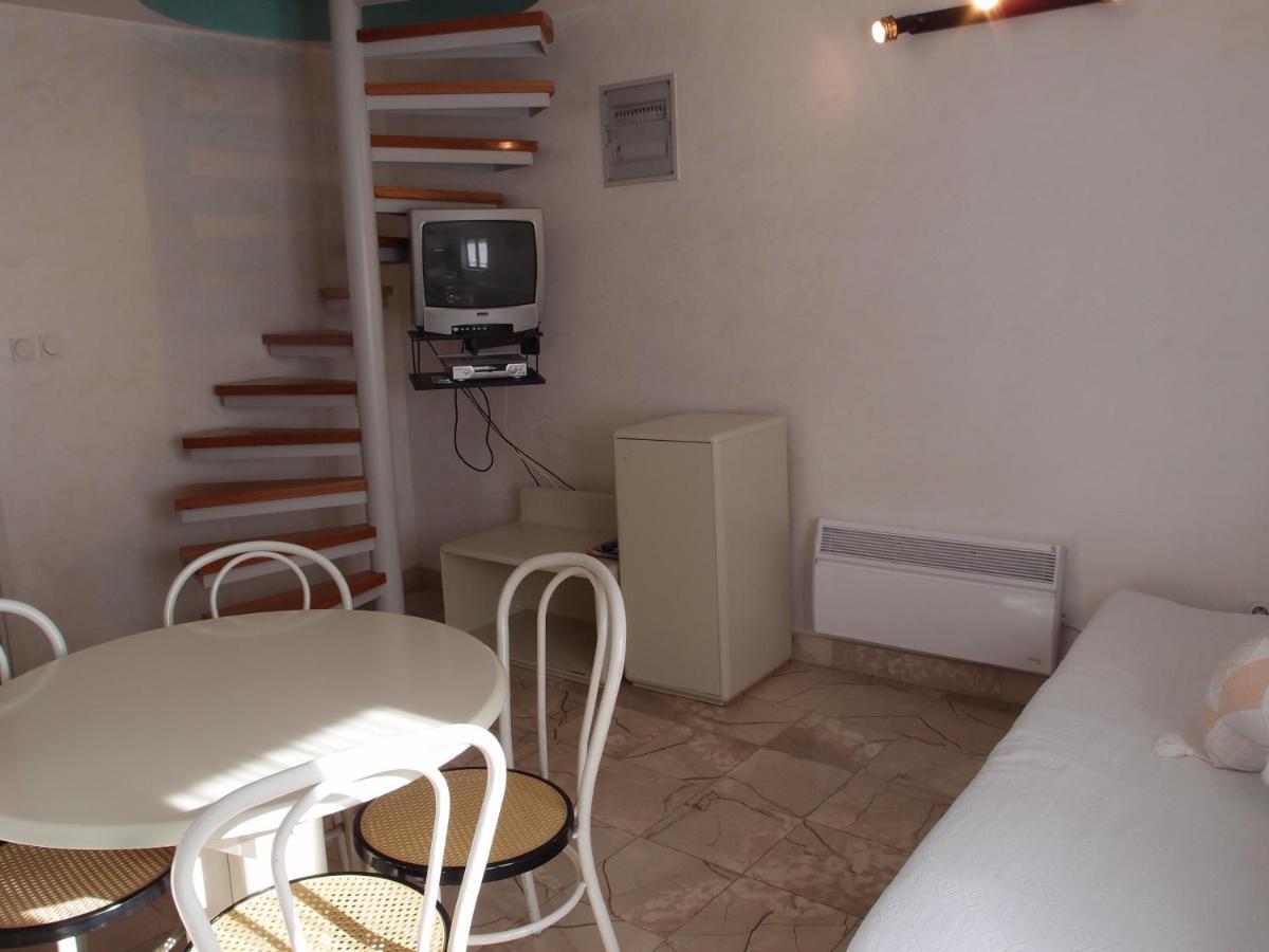 Villa Soulavy Kaštela Zimmer foto